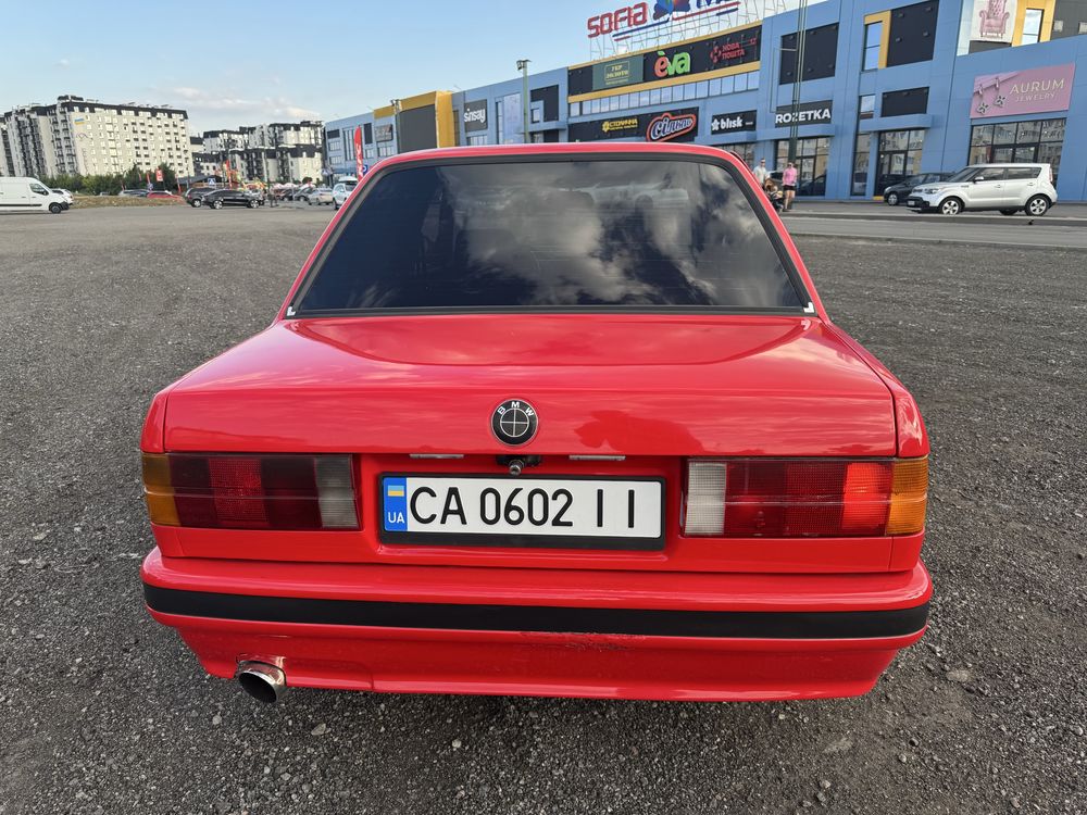 Bmw e30 1986 ракета