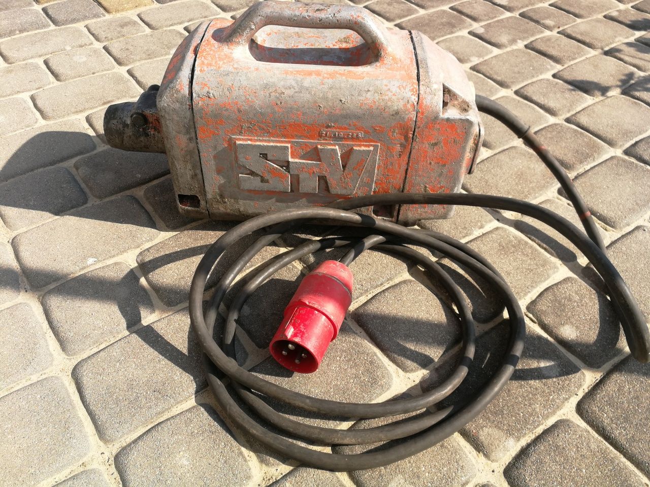 Wibrator do betonu STV 380v