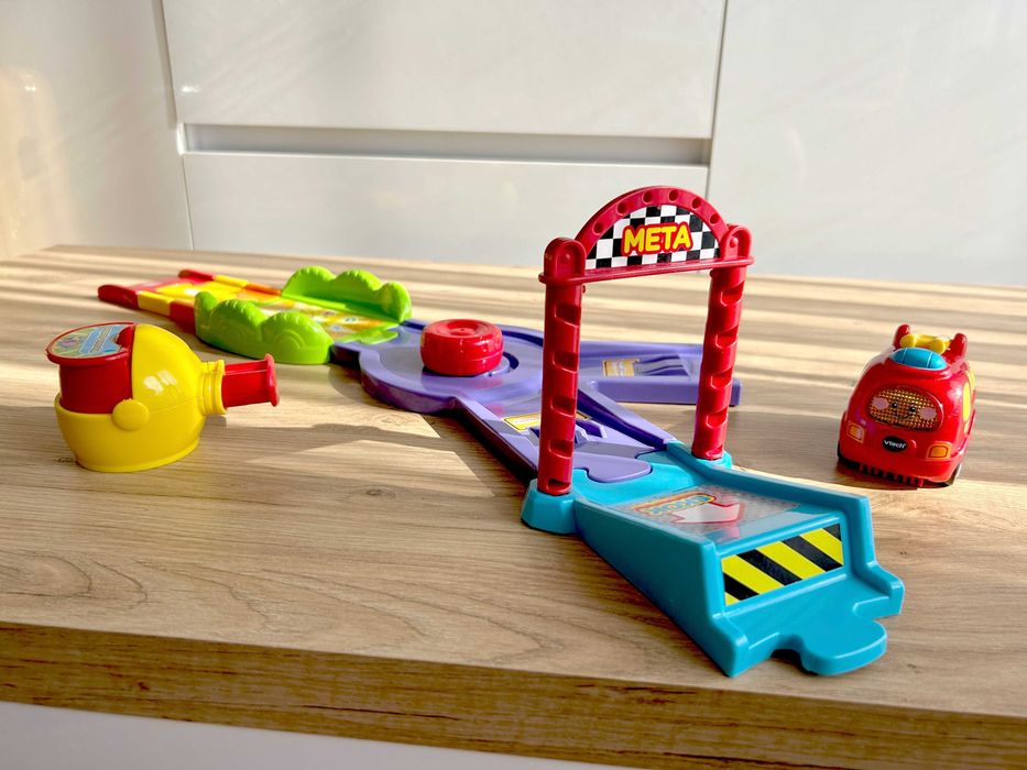 VTech Tut Tut Autka Tor Wyścigowy Ze Startem Rakietowym