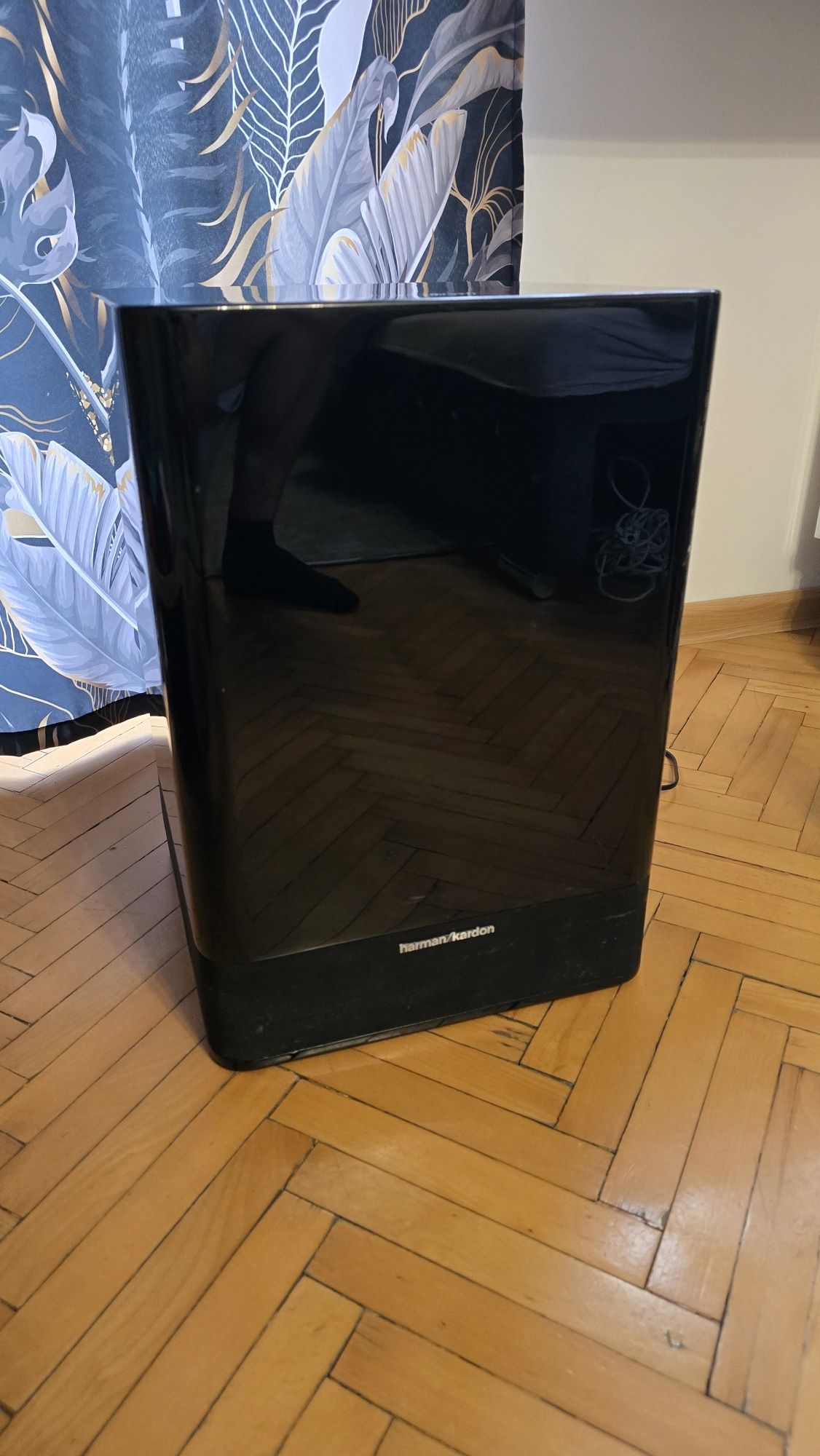 Harman Kardon SUB TS 11 aktywny subwoofer lakier fortepianowy