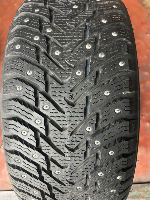 Шини резина 205/50/17 Nokian hakkapelitta 8