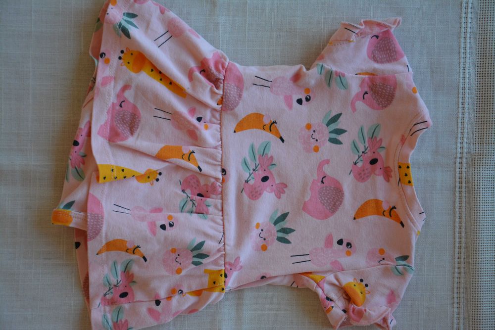 Urocze body z sukienką Coccodrillo r. 56