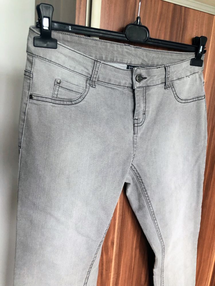 Szare jeansy elastyczne L