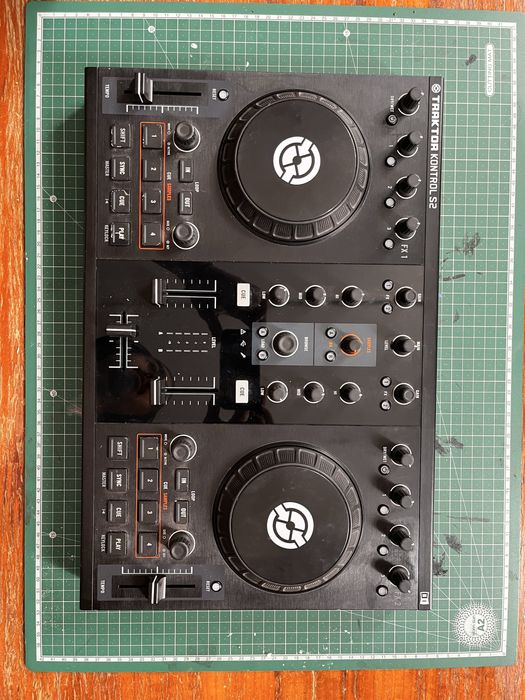 Native Instruments Traktor S2 Mk2