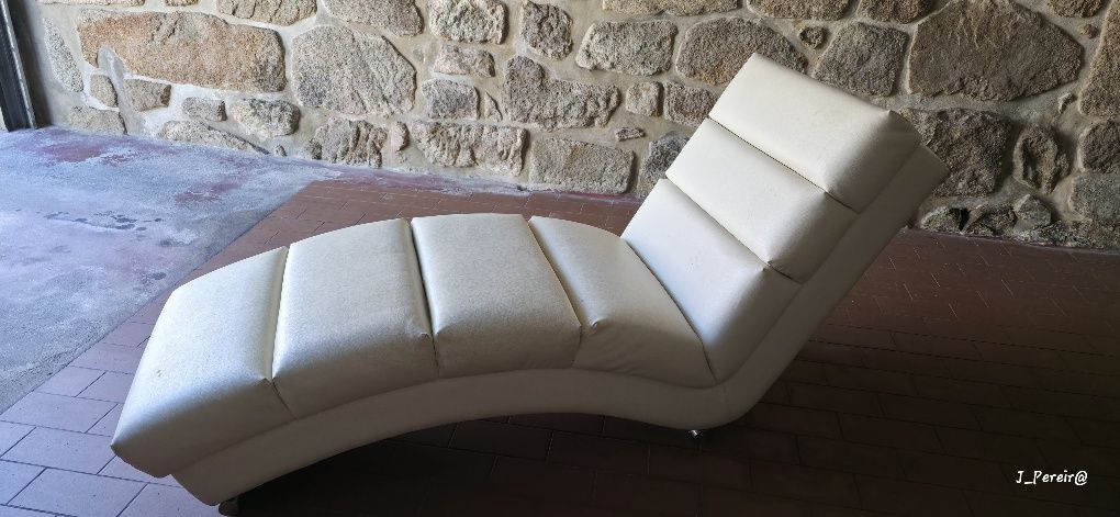 Chaise longue moderno