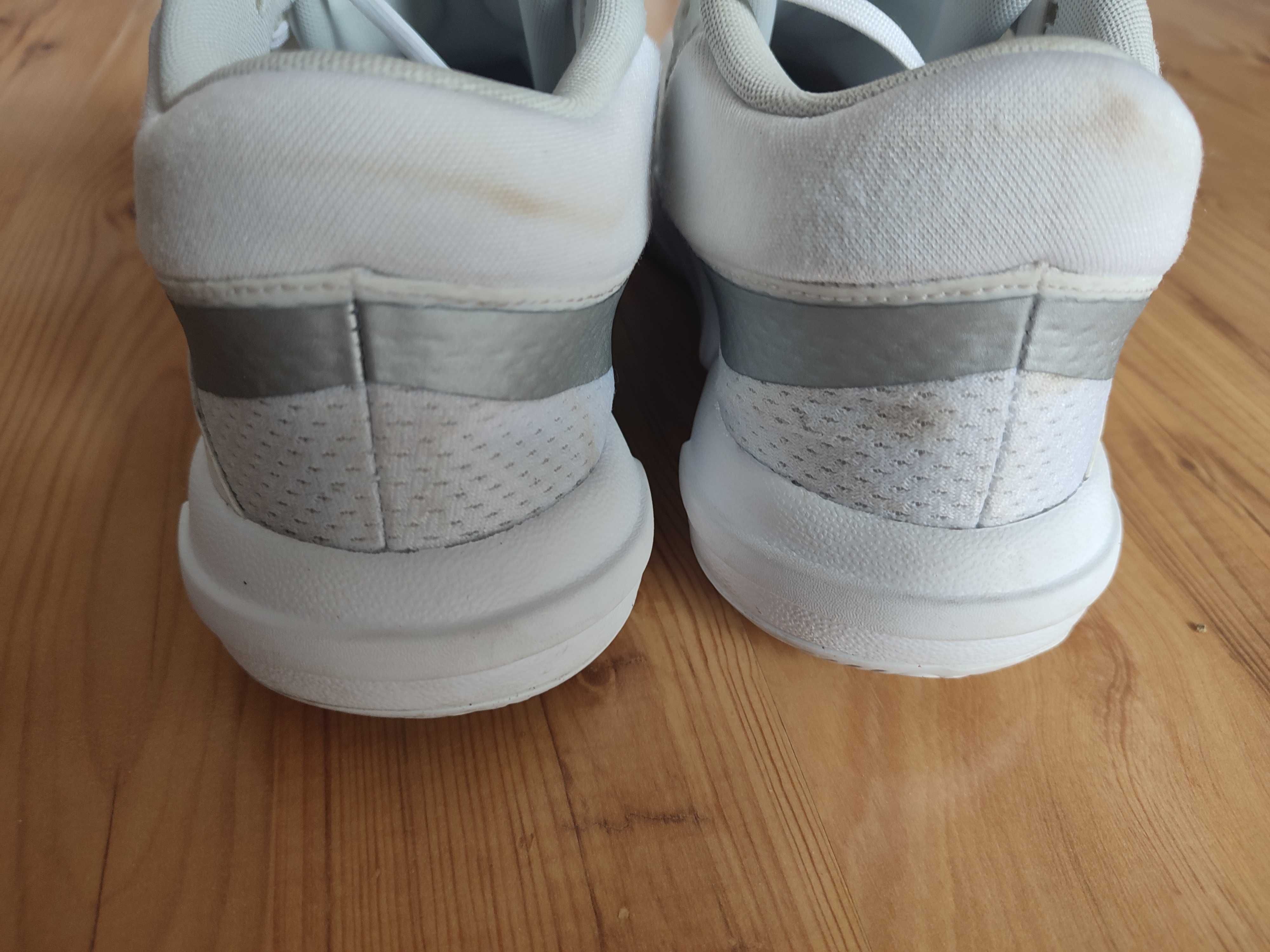 Nike Hyperquick 42