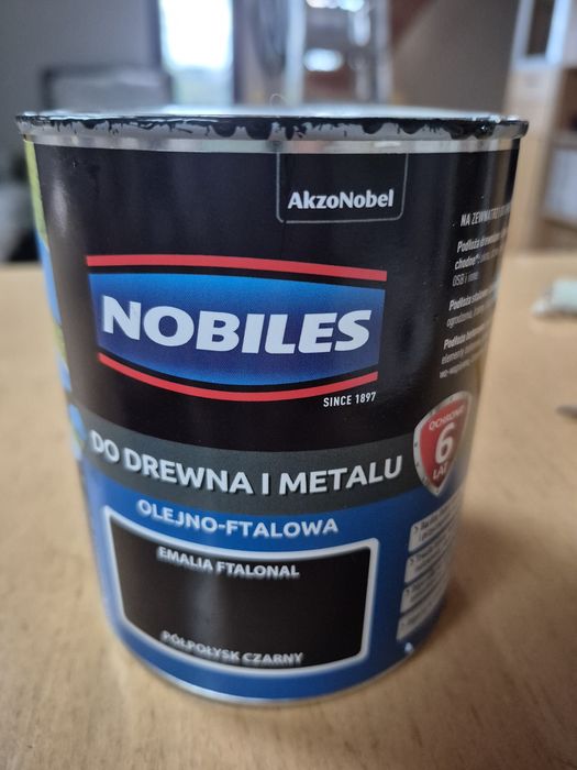 Farba do drewna i metalu olejno-ftalowa półpołysk czarny