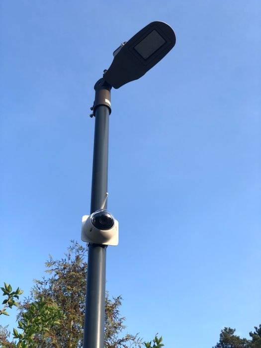 Latarnia SAMSUNG oswietlenie uliczne osiedla apartamenty parkingi