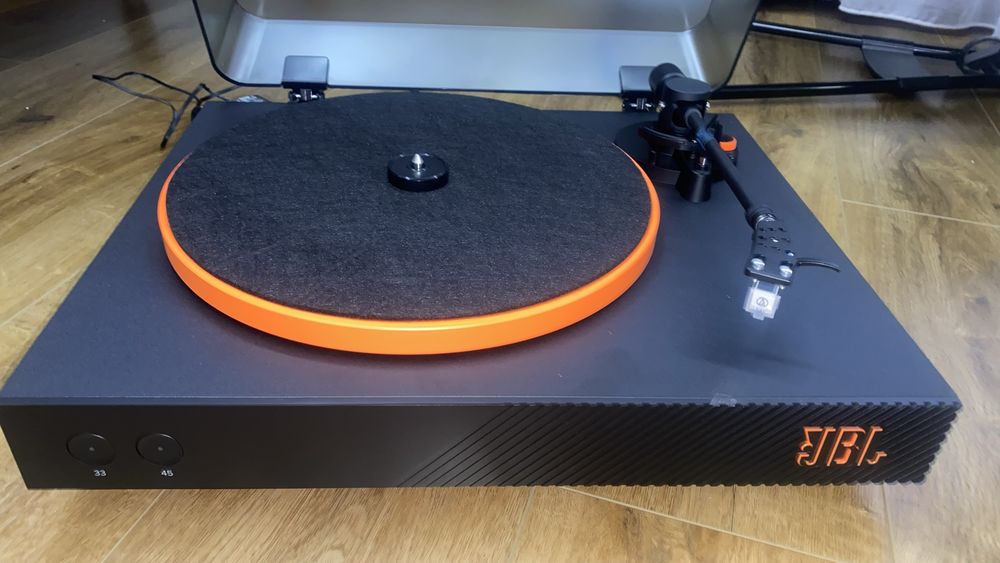 Jbl spiner bt програвач новий не був у використані