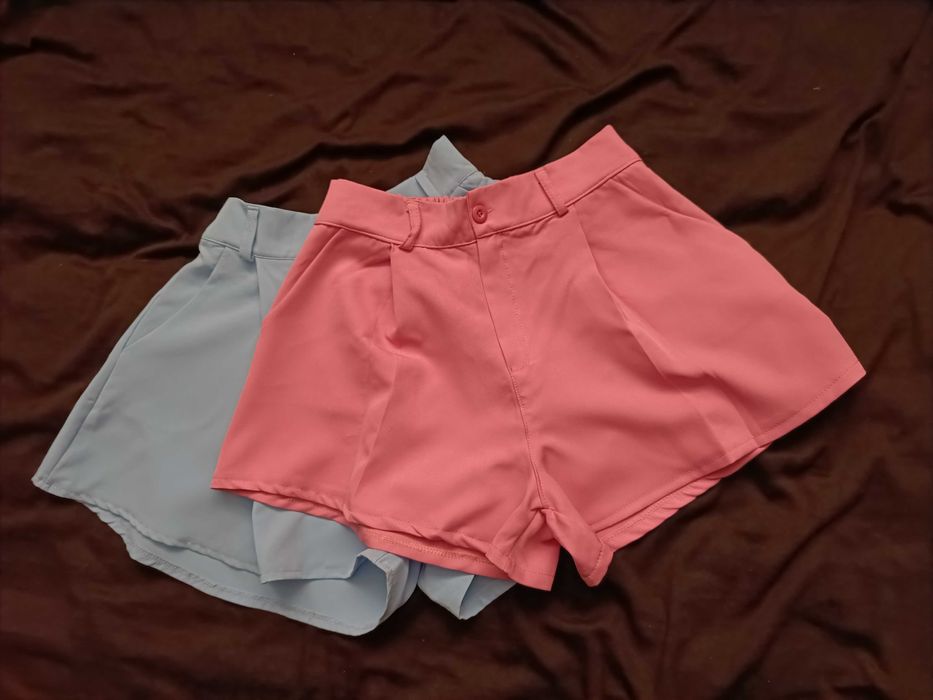 Eleganckie, włoskie krótkie spodenki niebieskie i różowe, roz. L/XL