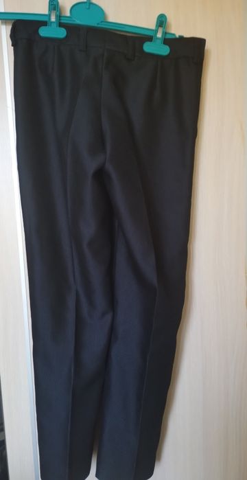 Spodnie eleganckie i kamizelka rozm. 134