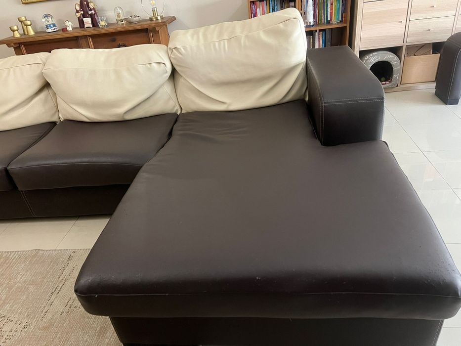 Sofá com chaise longue