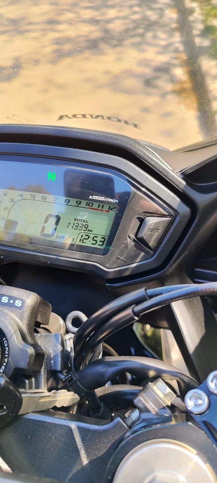 Продам мотоцикл Honda CBR 400R