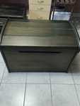 Kufer z litego drewna