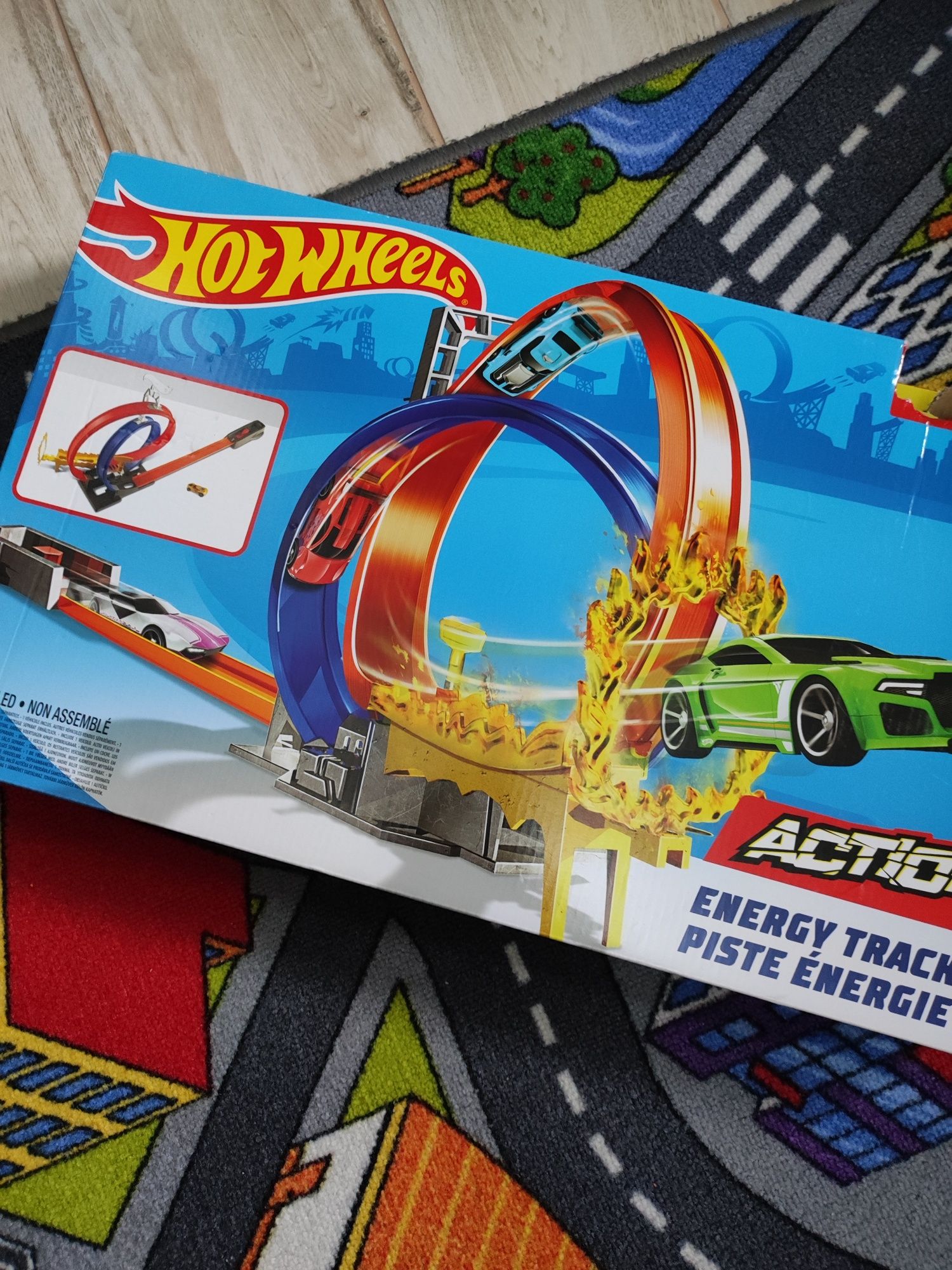 Hot wheels energy truck wyrzutnia wyzwanie podwójna pętla