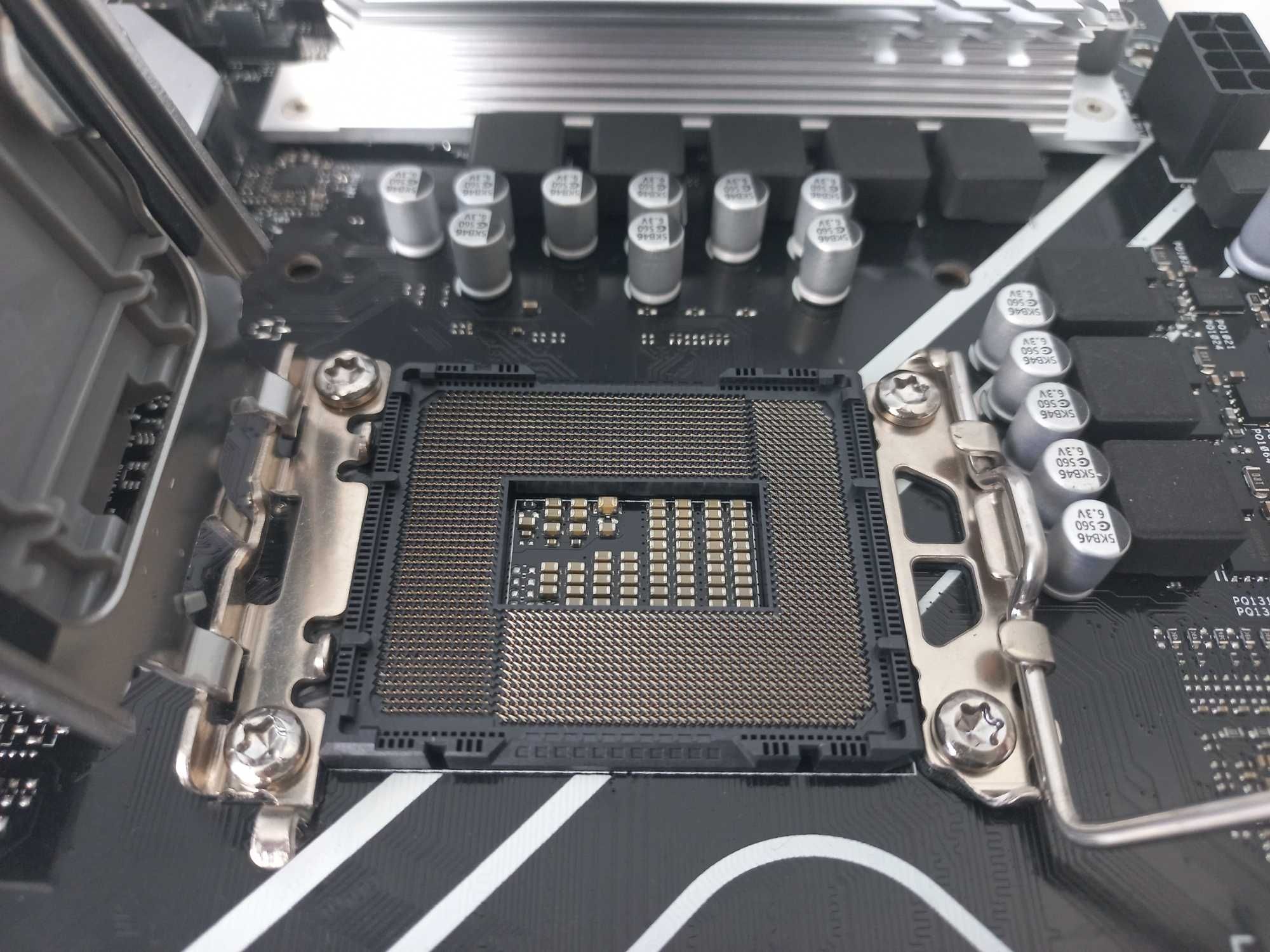 ASUS H670-PLUS D4 Socket 1700 Płyta Główna