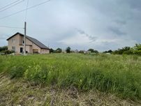 Продаж ділянки вже з  електро стовбом на ділянці під Києвом