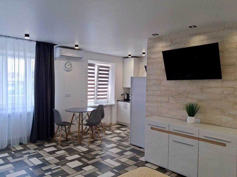 Посуточно, Центр,2-х ком, документы,стоянка, Люкс