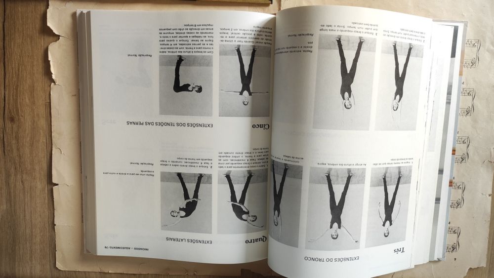 Livro  "Em forma com Jane Fonda" Antigo - Vintage