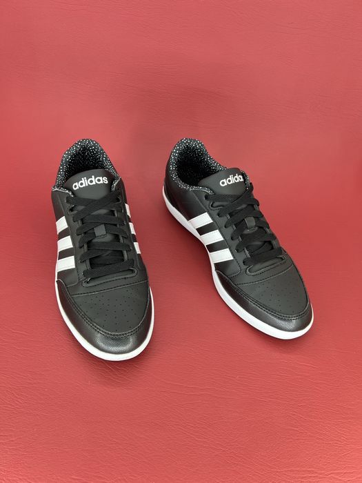 Жіночі шкіряні кросівки  39.5р.Adidas Neo HOOPS VL