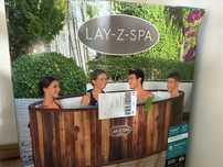 Jacuzzi lay -z-spa