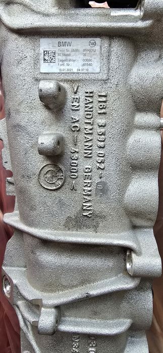 Продам  оригинал впускной коллектор бмв м50д