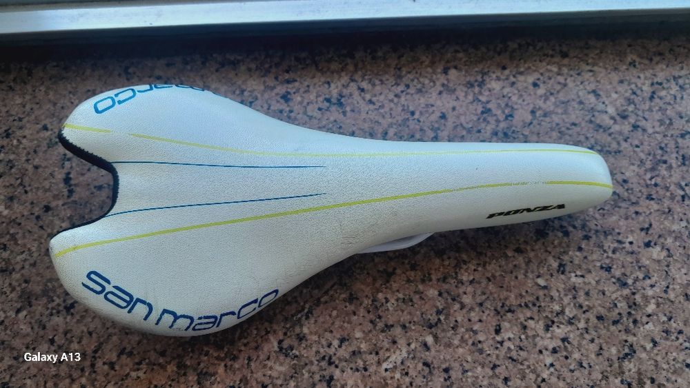 Selim bicicleta estrada marca San Marco - ponza