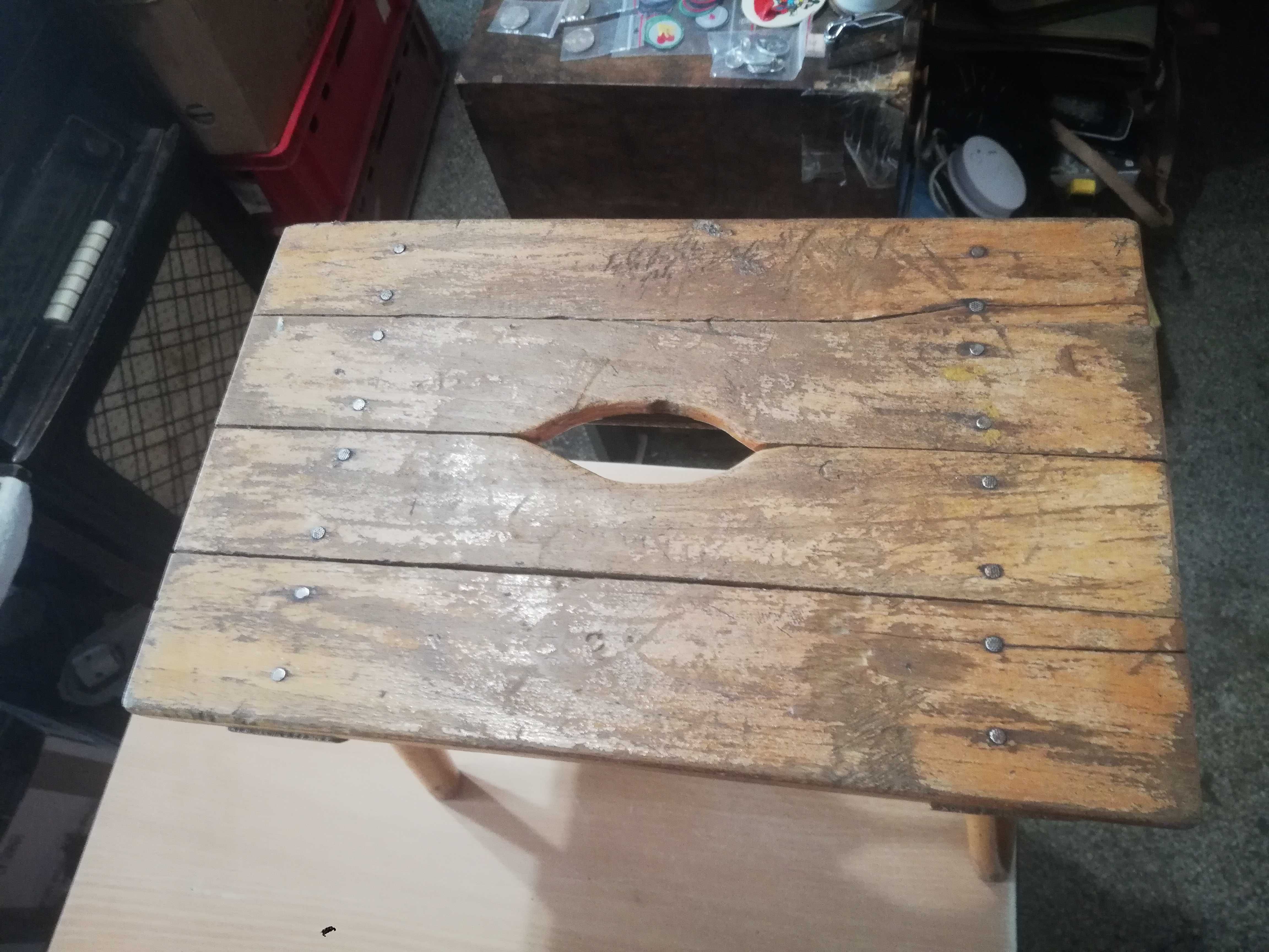Stary drewniany taboret PRL              L
