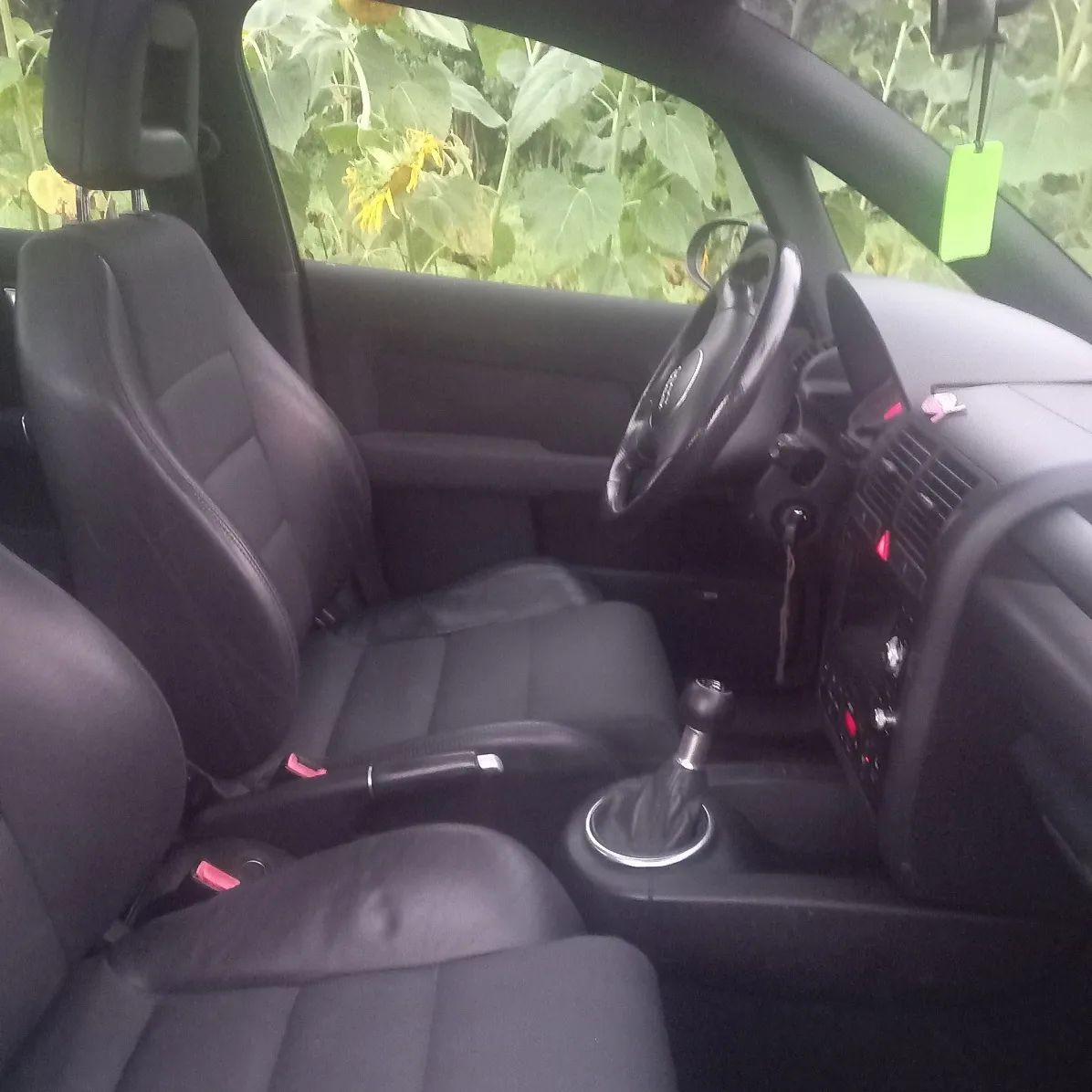 Audi A2 sprzedam zadbane AUDI A2