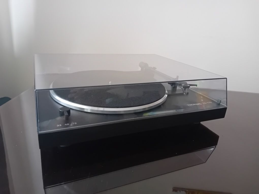 Gramofon Thorens TD170