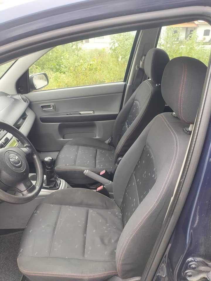 Vende-se Mazda 2