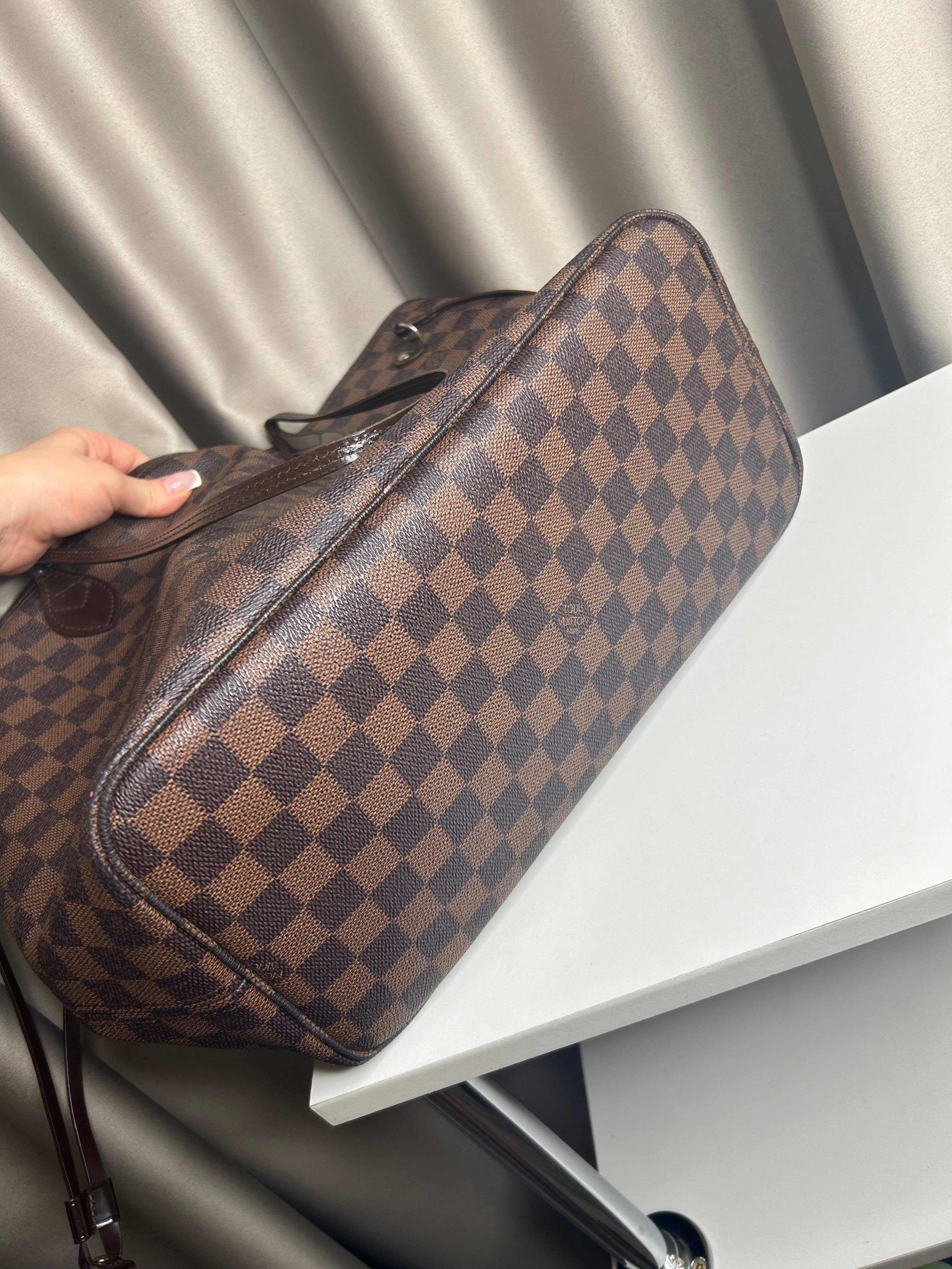 Сумочка Louis Vuitton, оригінальна