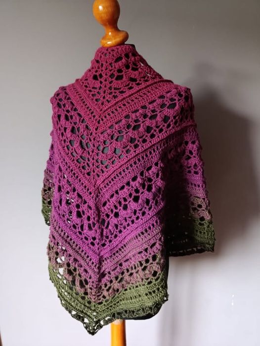 Ręcznie wykonane szale,chusty komimy