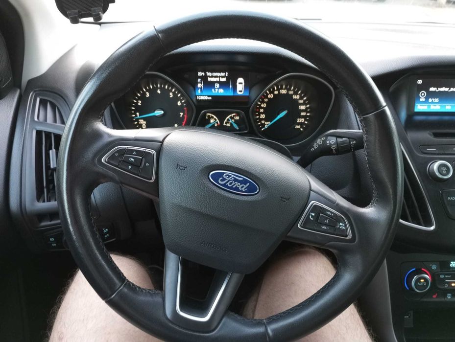Ford Focus 1.0 EcoBoost Bem Mantido