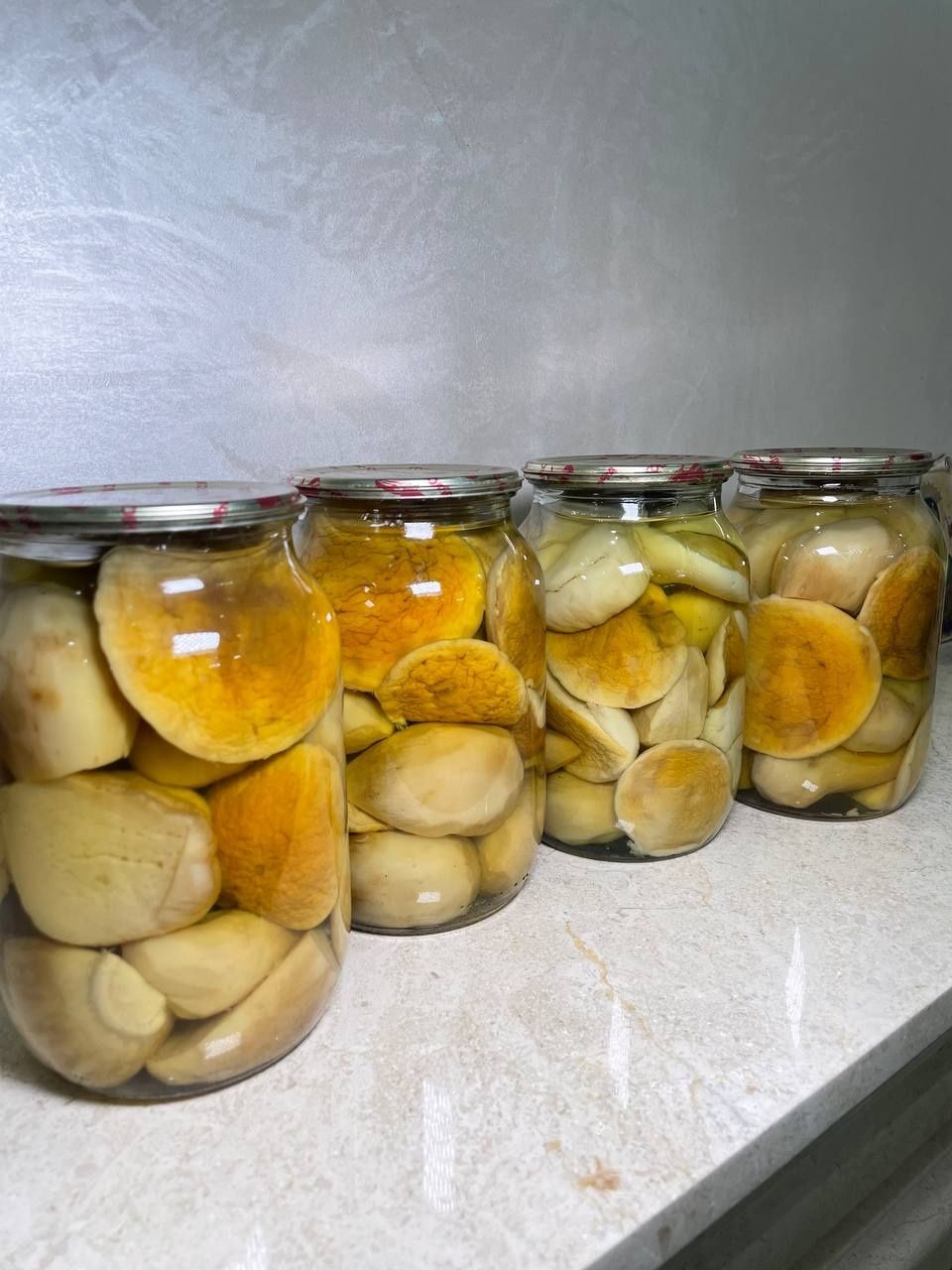 Гриби мариновані карпатські