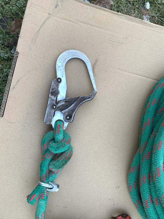 Lina polipropylenowa, robocza. 100 Mb. Zestaw. Bloczek. Hak.