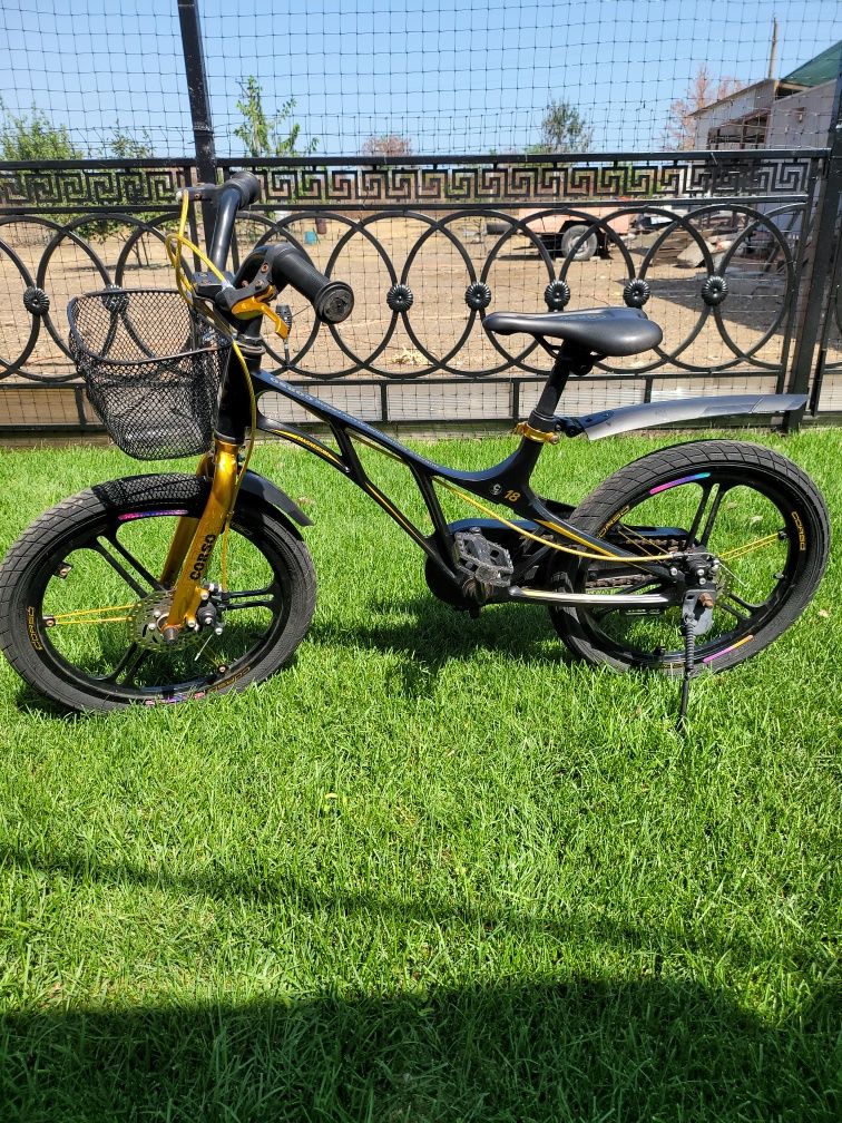 Велосипед магнієвий двоколісний 18" дюймів "CORSO Elit"