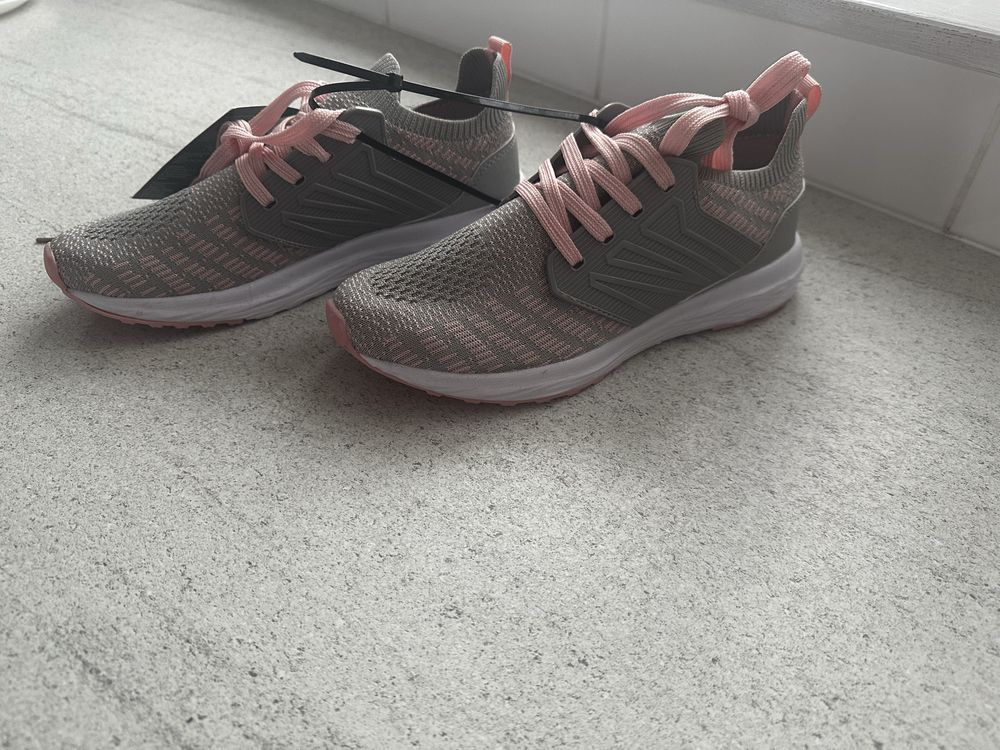 Adidasy buty sportowe r 38 nowe z metka