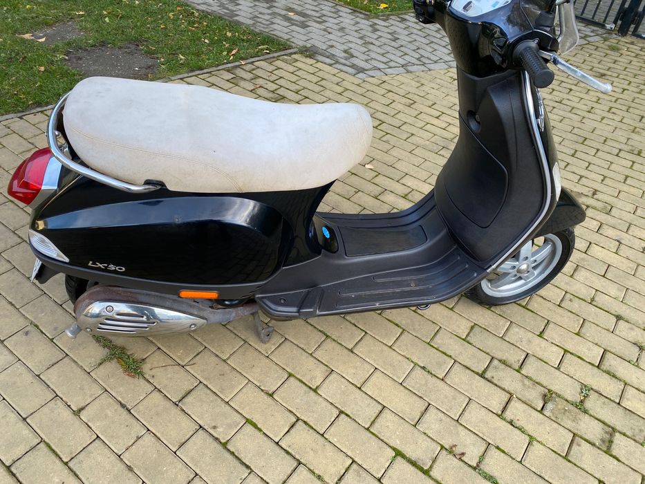 Piaggio Vespa LX50