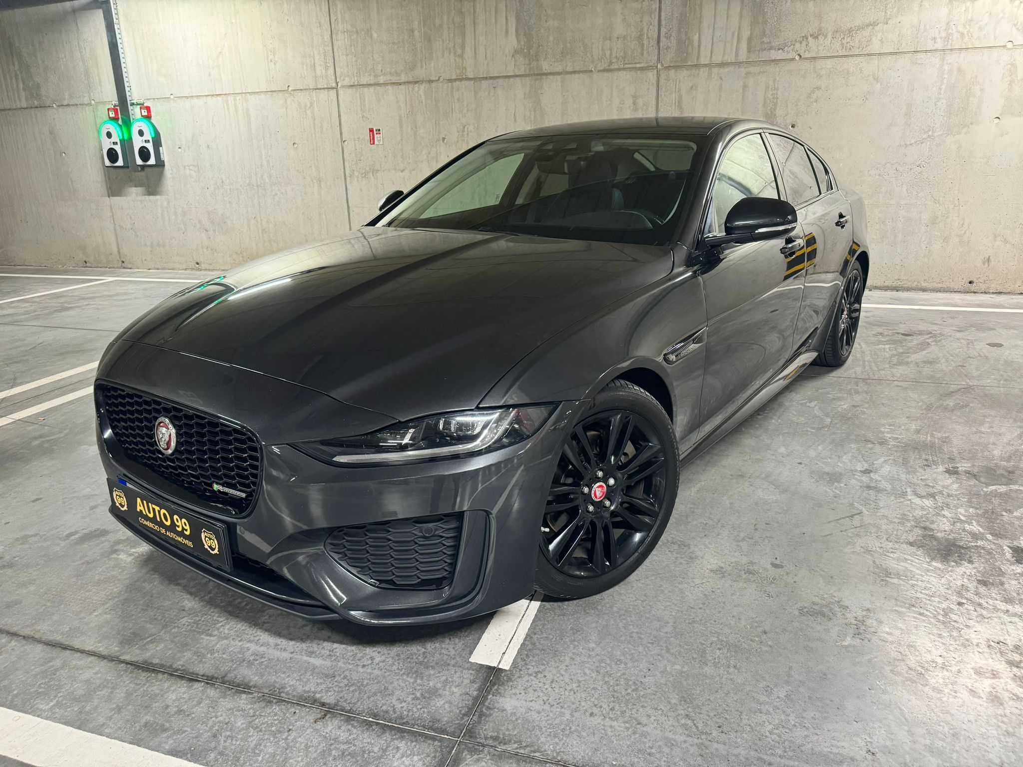 Jaguar xe r dynamic