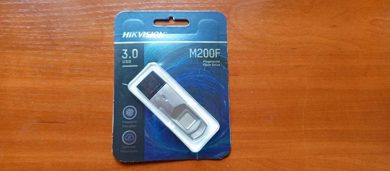 Нова USB Флешка з відбитком пальця Hikvision HS-USB-M200F/32Gb