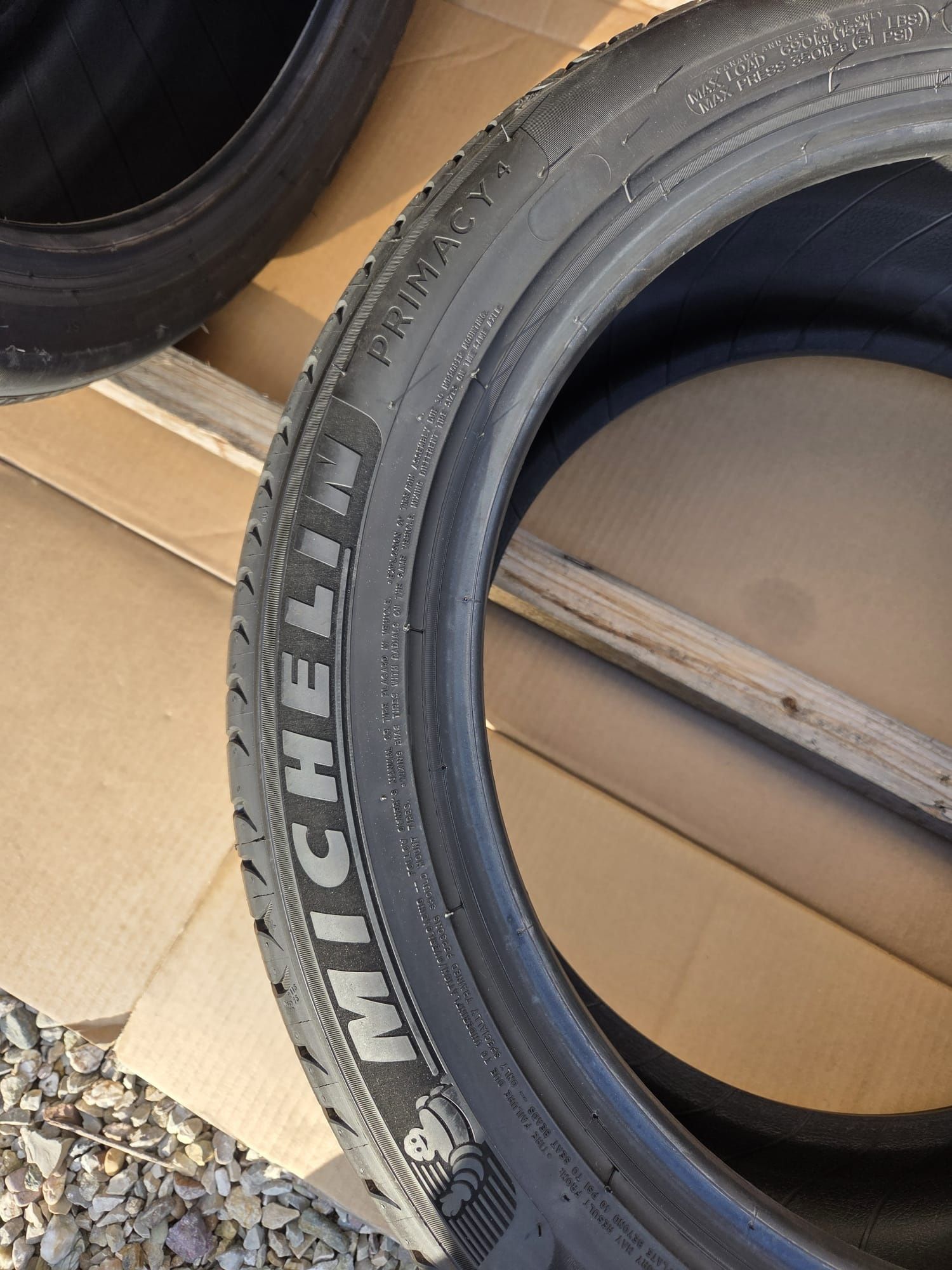 Michelin primancy 4 225/50/18