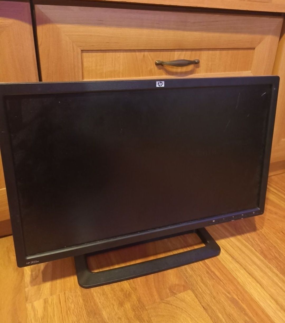 2 monitory Hp ZR22W (monitor, gaming)