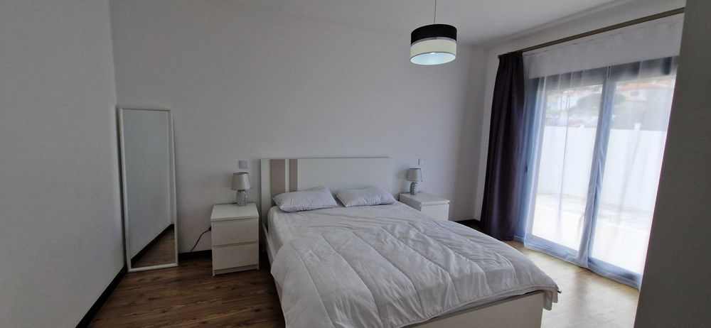 Apartamento T3 para férias com piscina e lugar de garagem