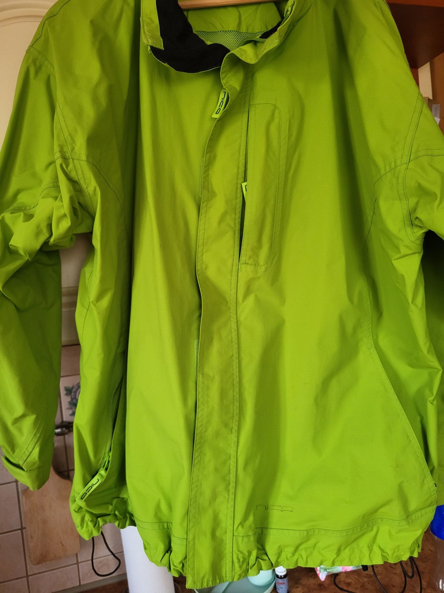 Kurtka zielona plus size z siateczka w środku 48