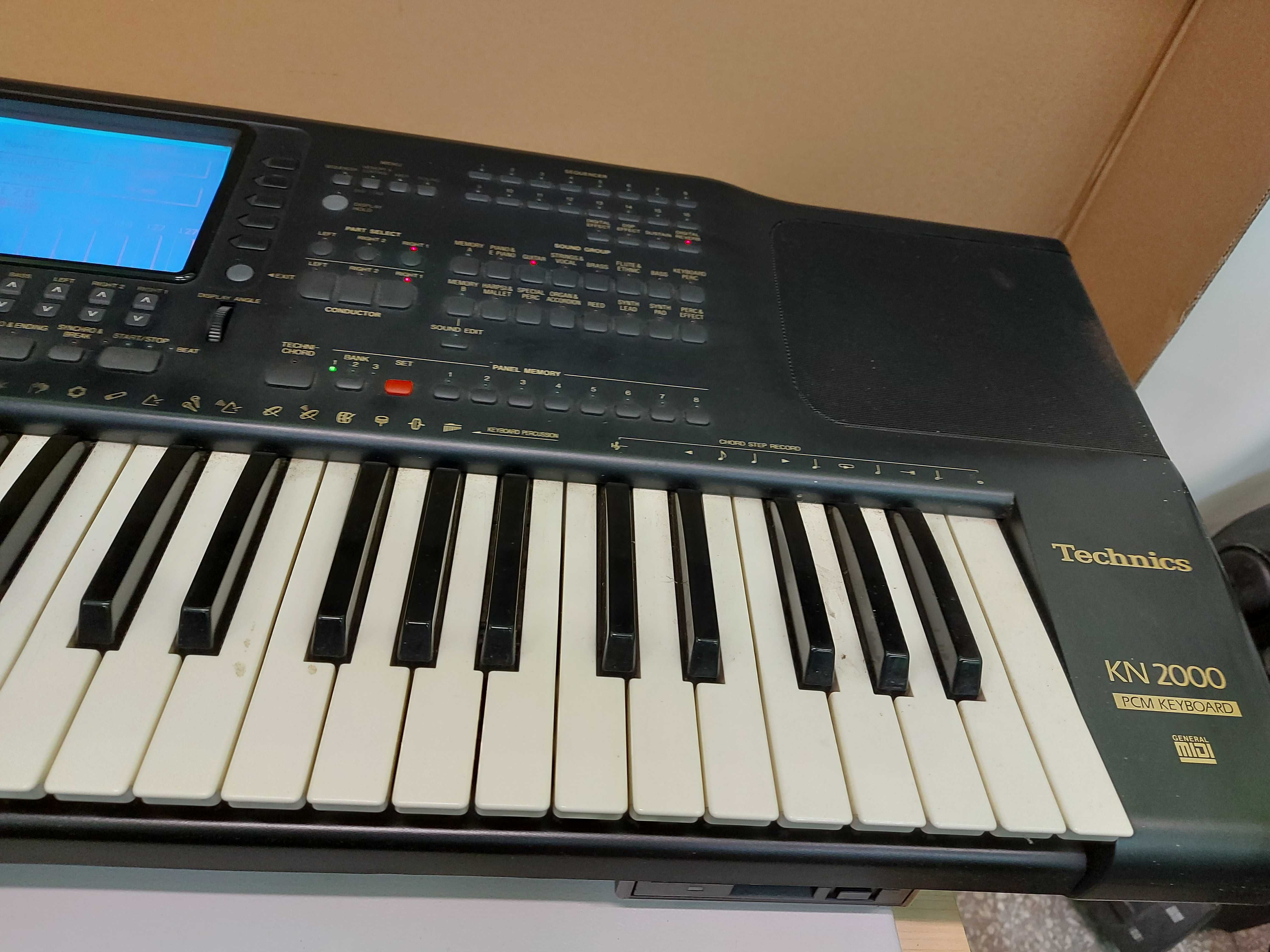 keyboard Technics KN2000