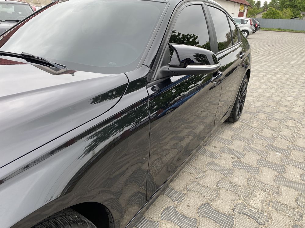 Продам BMW 320d F-30