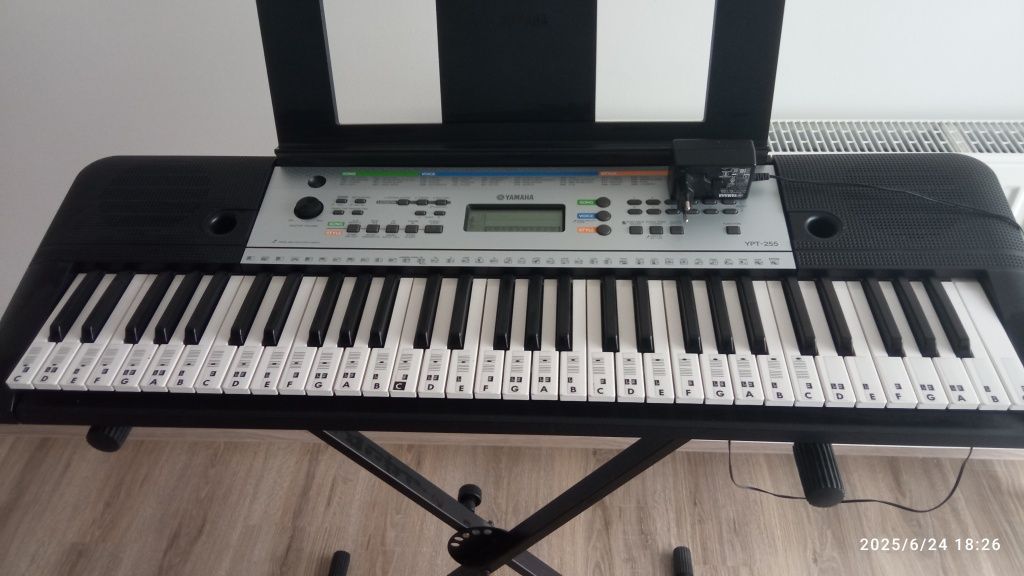 Keyboard Yamaha YPT255