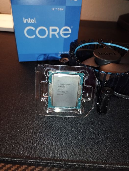 CPU Intel Core i5-12400