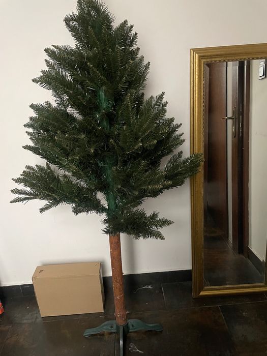 Sztuczna choinka na pniu